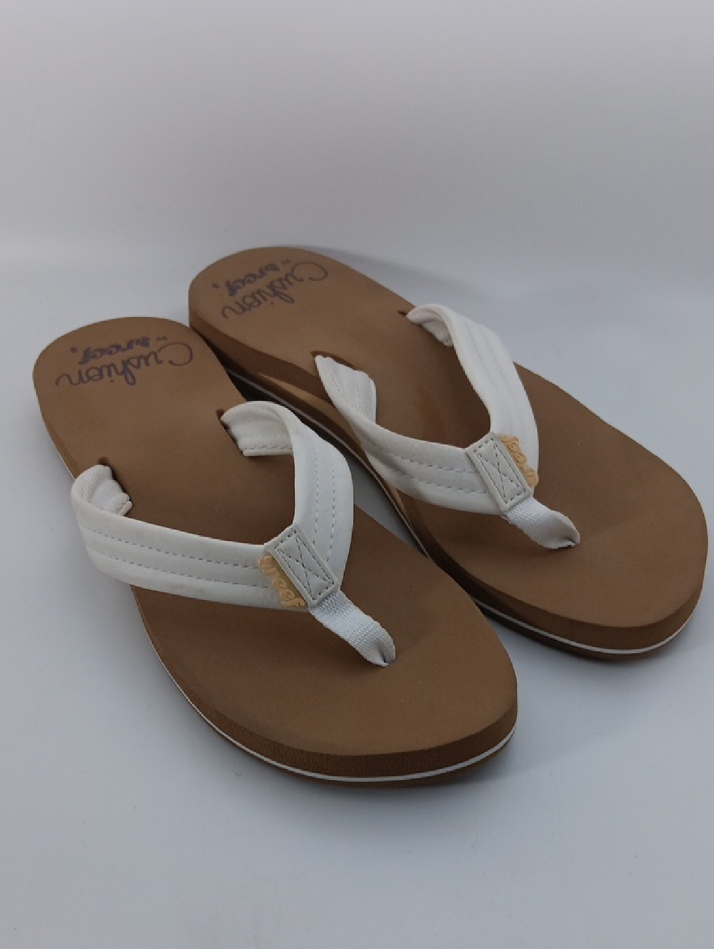 Reef Women’s White and Tan Sandals SIZE 9